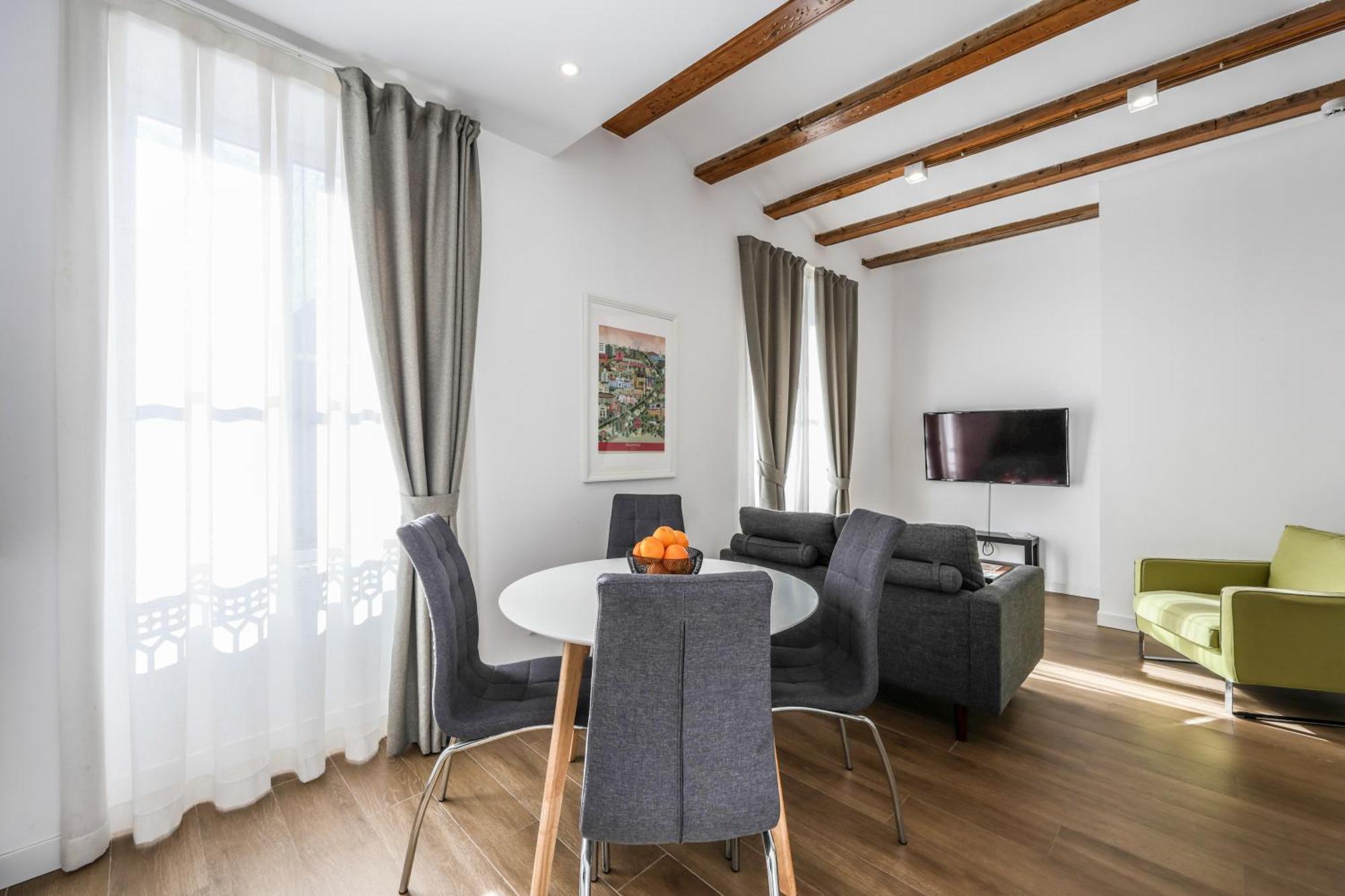 Amazinn Places Evi Apartments Valencia Exterior photo